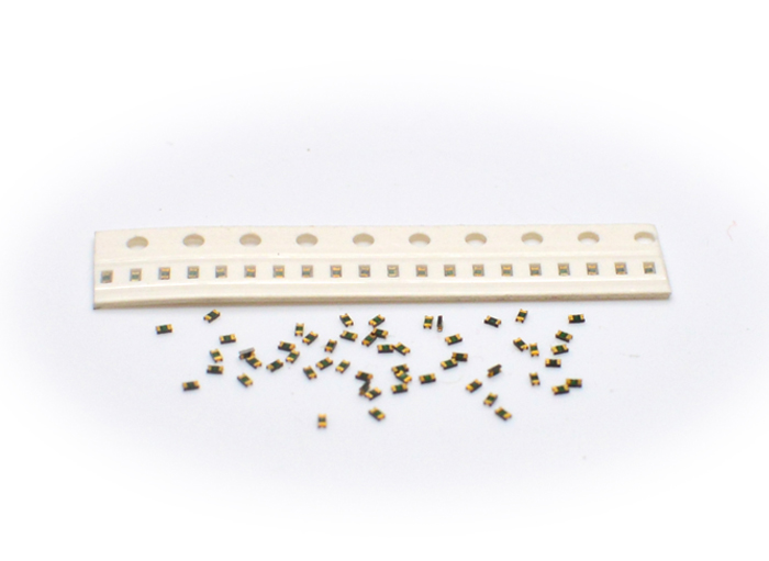 伊顿 0402ESDA_MLP1系列微型贴片保险丝 贴片保险丝