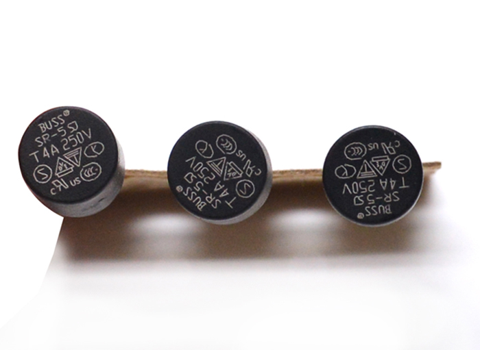 bussmann SR-5系列 小黑豆插件保险丝